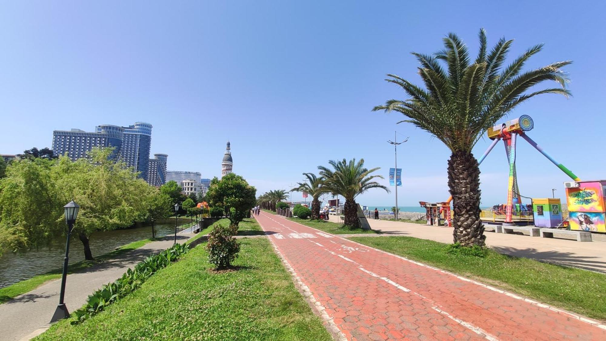 Orbi-City Batumi Apartments Sea View ภายนอก รูปภาพ